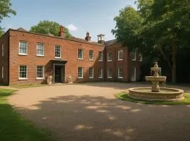 Royal Windsor Mansion Private 5 Acre Luxury Escape