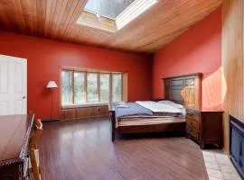 Bright and spacious bedroom with private bathroom