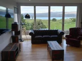 luxury Cottage With Stunning Sea and Meadow Views