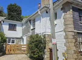 Myrtle Cottage