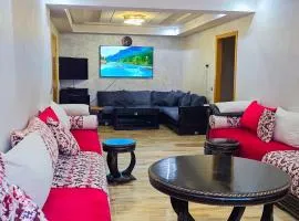 Spacious & chic - 3 min from Casa City Finance " CFC "