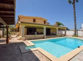 Beautiful Home In Altavilla Milicia