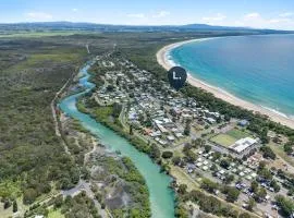 Beach Break at Hat Head - 22 Bay St - No Sheets or Towels Provided