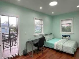 Near JFK-Private room with share bath and Kitchen