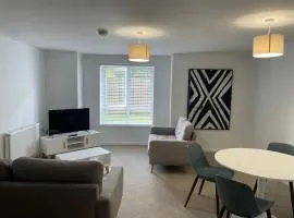 Newly Refurbished Large Apartment With Huge Garden
