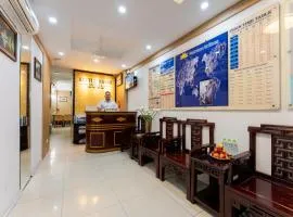 Little Hanoi Hotel