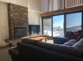 Snowland Apartment 1