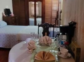 Sunflower Place, hotel a Portmore