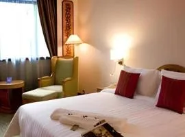 The CentrePoint Hotel