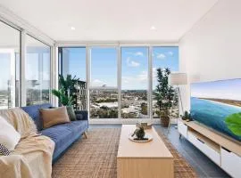 Modern 2BR Pool, Parking, Gym & Gorgeous Views