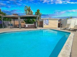 Orchard Villa Disneyland 5 Bedroom Pool Home Spa, holiday rental in Anaheim