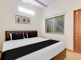 Hotel O A1 Premium AC Rooms, hotel Pedda Waltair városában
