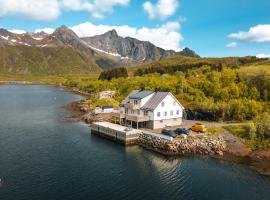 Lofoten Apartments, hotel u gradu Kabelvag