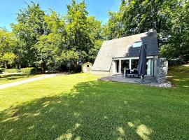 De Buizerd, шале у місті Мальмеді