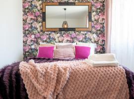 Le Jardin d'Eden by Leslodgespa, hotel v destinaci Blotzheim