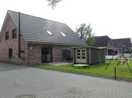 6 Personen Ferienhaus mit Sauna, Whirlpool, zwei Duschen sowie Kaminofen in Otterndorf