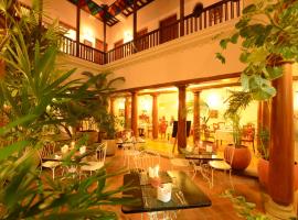 Maison Perumal Pondicherry - CGH Earth, מלון בפודוצ'רי