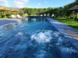 Villa in the center of the village of Furnas, hotel v destinaci Furnas