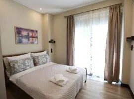 Loutraki Home