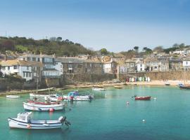 The Ship Inn, inn in Mousehole