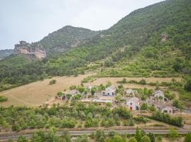 Gîte Logement 4/6 personnes - Village de gites des Vignes, hotel v destinaci Les Vignes