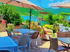 ERDA LAKESIDE Guesthouse