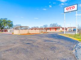 Capital O Hotel Beeville -US 181, hotel v destinaci Beeville