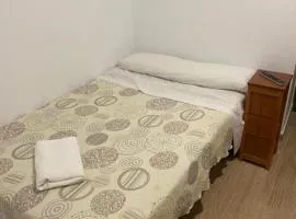 La Ferroviaria- Habitaciones Con Baño Sin Ascensor-No Fumadores