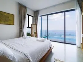 Luxurious 3BR Villa with Infinity Pool Sea View