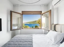 New Apartment with sea view terrace and pool