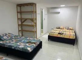 Habitación cerca a la playa 104