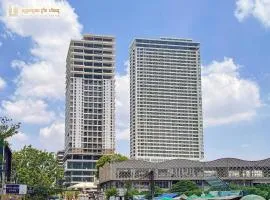 Prince HuanYu Center, 太子 寰宇中心 Multi-Apartment by Emma
