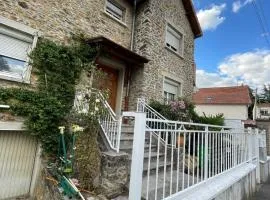 House Garden near Paris Roissy Calm zone