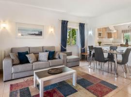 2 Bedroom Apartment at Gramacho Golf Course, hôtel à Estômbar