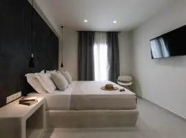 Villa Finest with Private Pool at Mikri Vigla, Naxos
