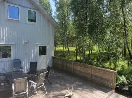 Nytt hus i lugn lantlig miljö