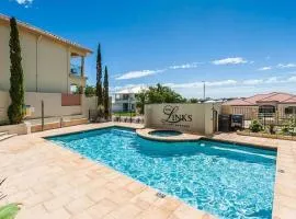Pyramids Hideaway with Pool - Walk to Beach and The Cut Golf Course