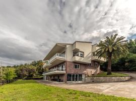 Aston - Villa Islas Urdaibai, hotel in Isla Becoa
