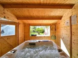 Velours 4 & Jacuzzi