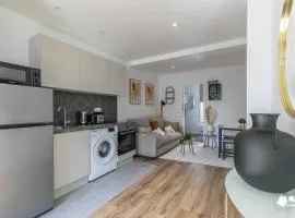 MBA - Diderot 3 - Splendide Appartement