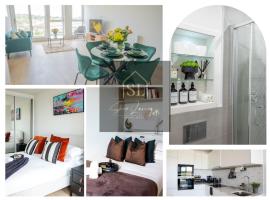 Luxury 2 Bedroom 2 Bathroom Apartment In Wimbledon、ニュー・モールデンのホテル