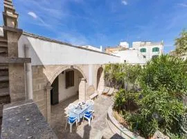 Casa Messapica by BarbarHouse