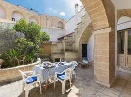 Casa Messapica by BarbarHouse