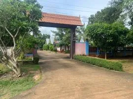 Rawinnipha's Resort & Garden Khonkaen