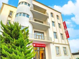 Turkiye Hotel - Free Massage, hotel near Heydar Aliyev International Airport - GYD, Baku