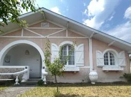 Bagatelle House
