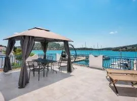 Irene Bed & Breakfast Tisno
