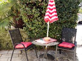 Petit Studio, Hotel in Lorgues