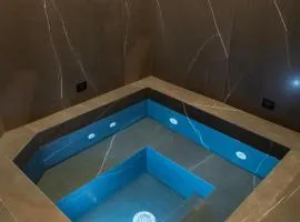 VS LUXURY SUITE with SPA