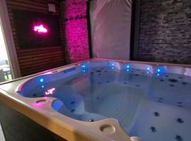 Entre Terres et Mers - SPA, hotel in Samer